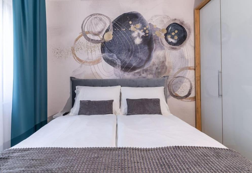 Capsula Luxury Apartment Umag Exterior foto