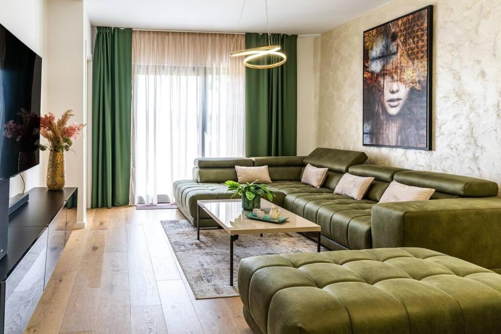 Capsula Luxury Apartment Umag Exterior foto