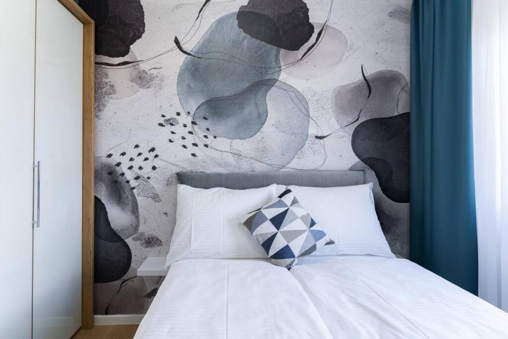 Capsula Luxury Apartment Umag Exterior foto
